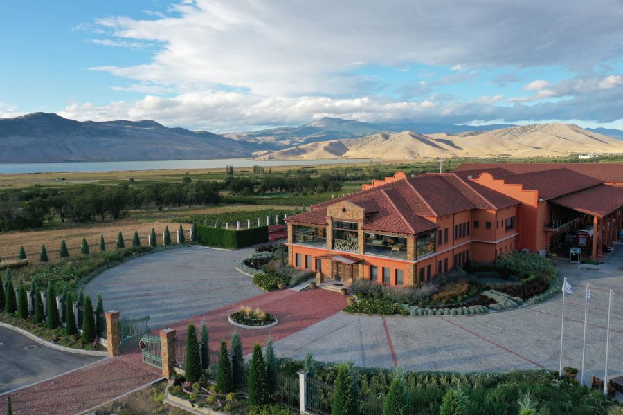 ALPHA ESTATE